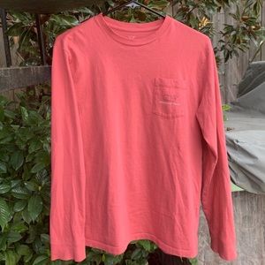 Dark blue and watermelon vineyard vines tee